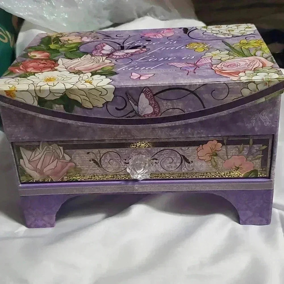 Jewelry box(paper) - Picture 1 of 10